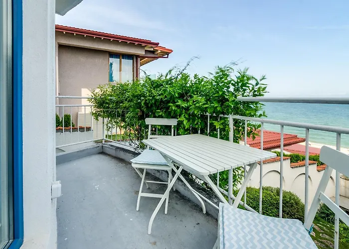 White Dove Golden Sands